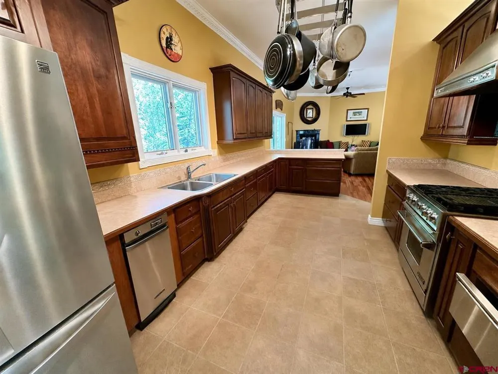 11109 County Road 742 Almont, CO 81210