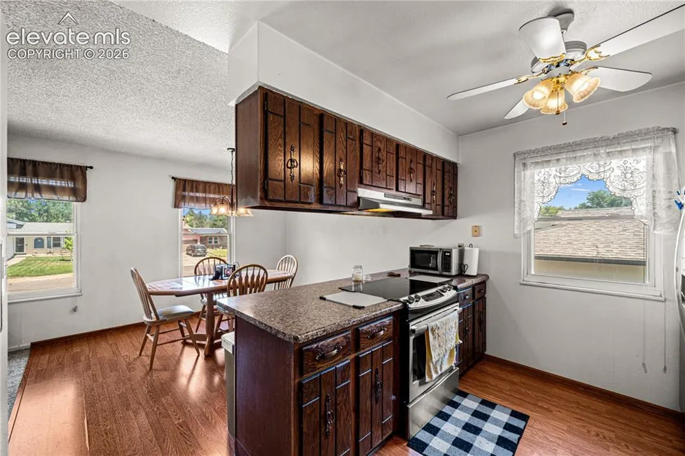 7 Emperor Court Pueblo, CO 81005