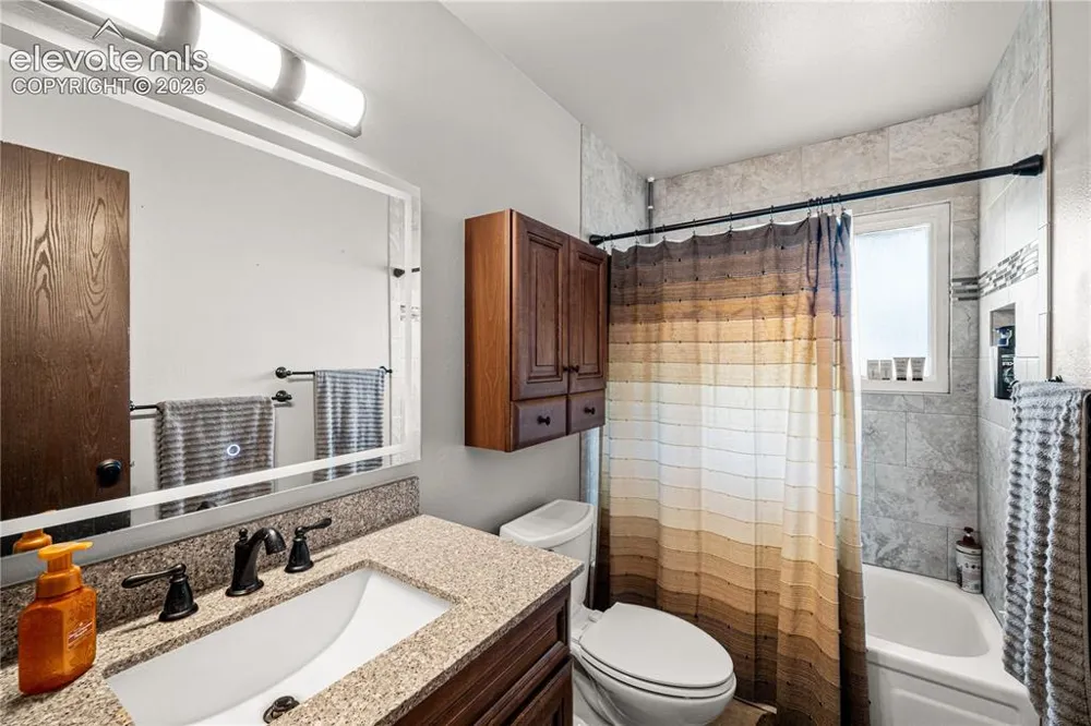 7 Emperor Court Pueblo, CO 81005
