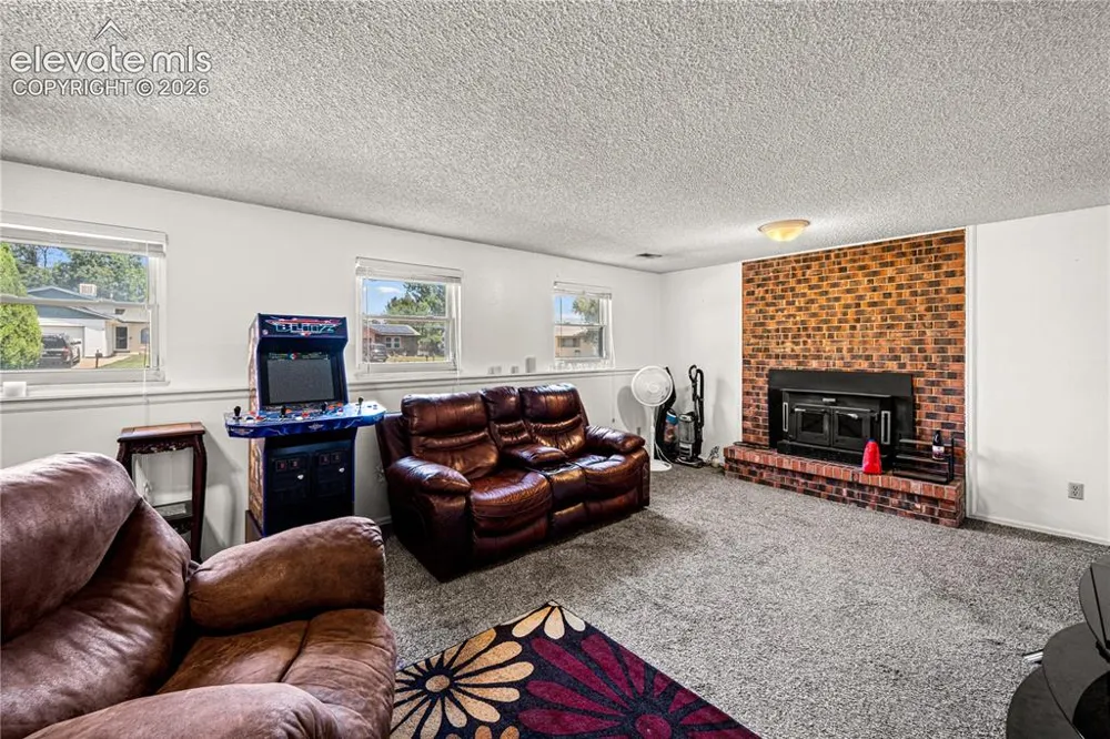 7 Emperor Court Pueblo, CO 81005