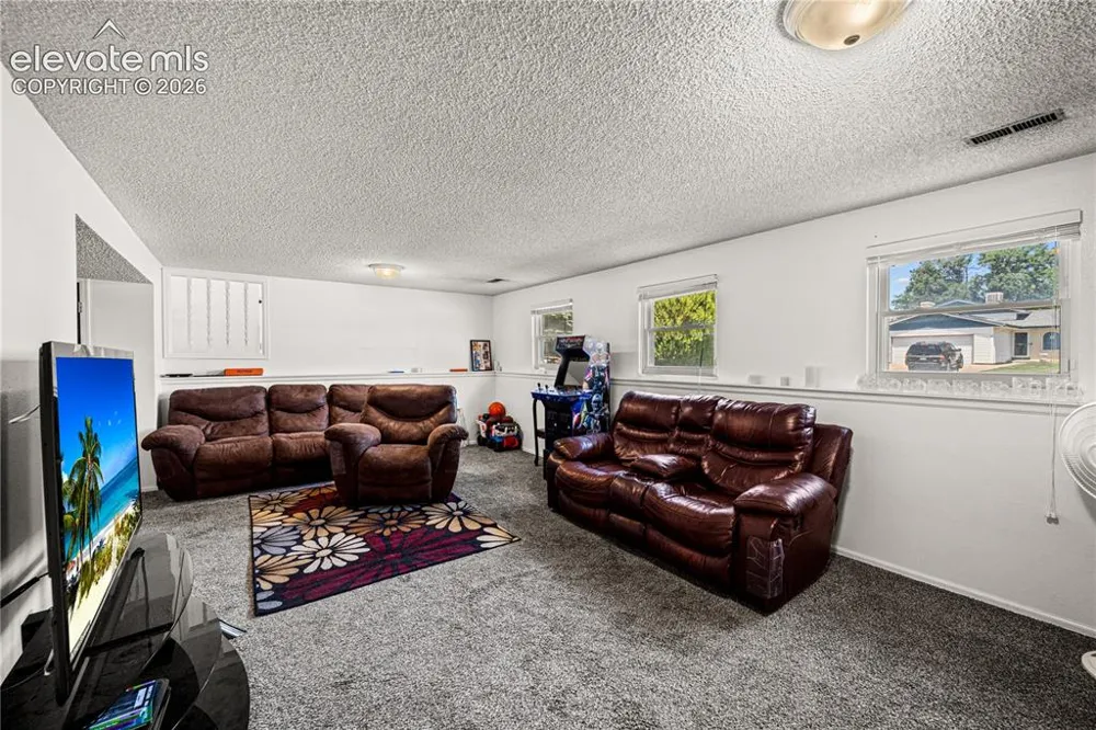 7 Emperor Court Pueblo, CO 81005