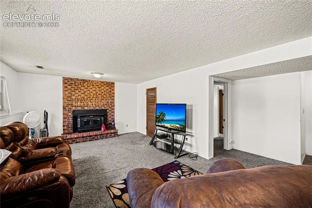 7 Emperor Court Pueblo, CO 81005