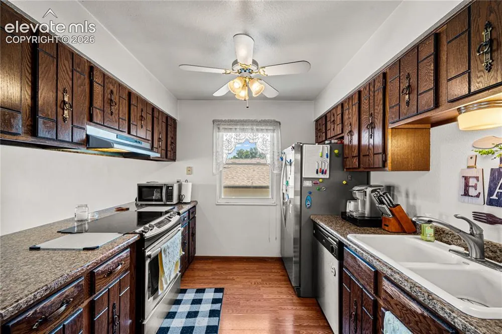 7 Emperor Court Pueblo, CO 81005