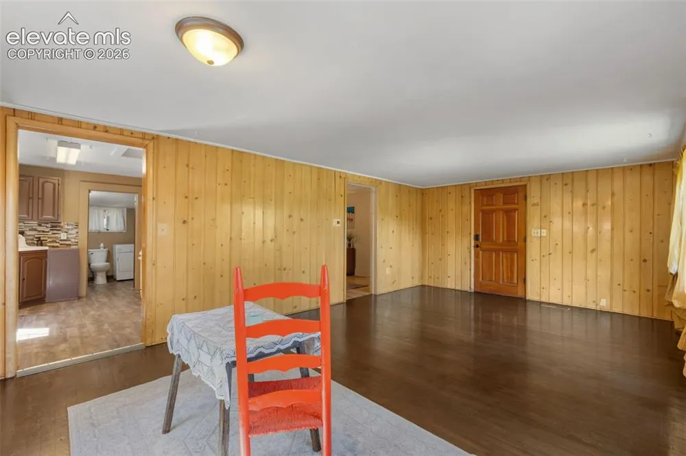 215 Washington Avenue Manitou Springs, CO 80829