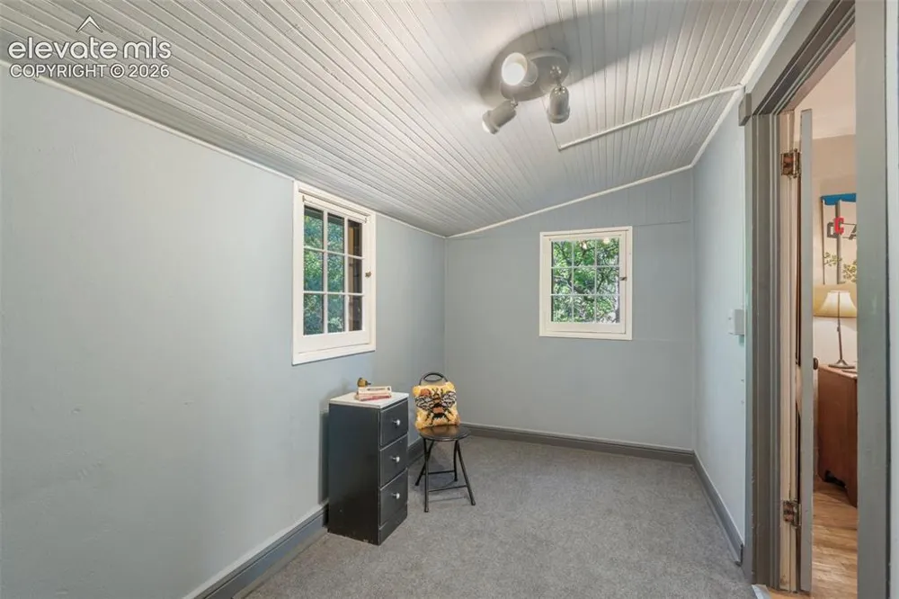 215 Washington Avenue Manitou Springs, CO 80829