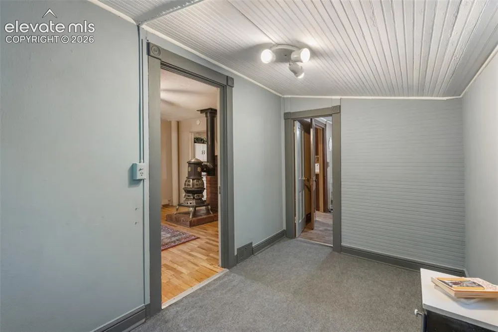 215 Washington Avenue Manitou Springs, CO 80829
