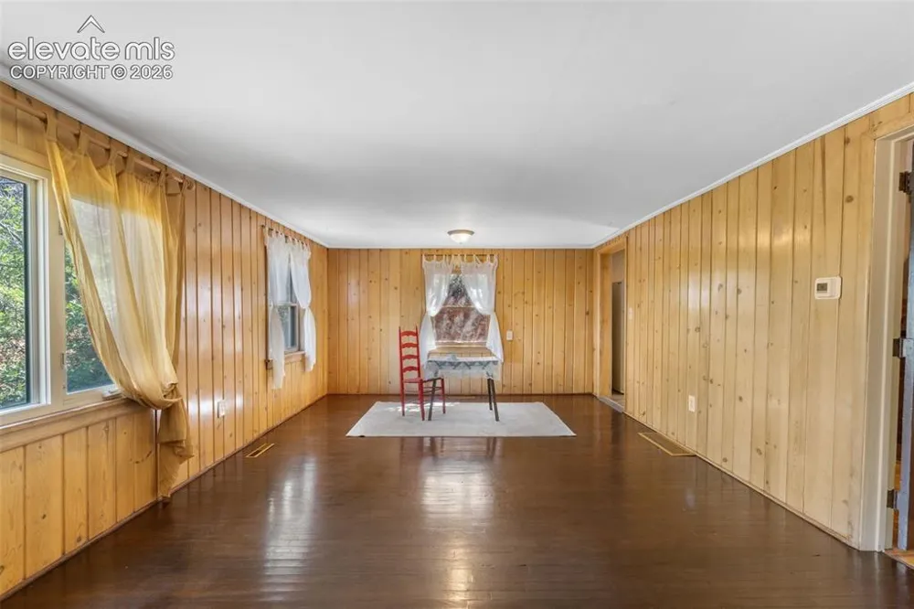 215 Washington Avenue Manitou Springs, CO 80829
