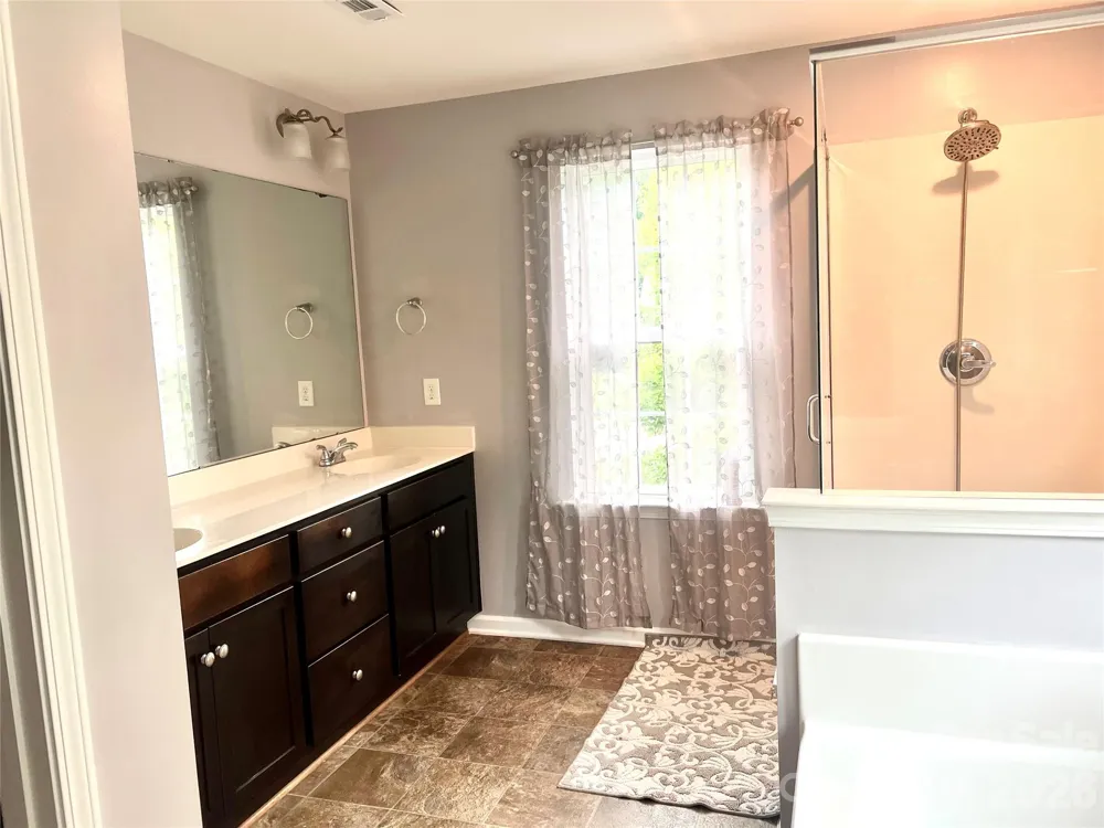 1106 Brookdale Lane Stanley, NC 28164