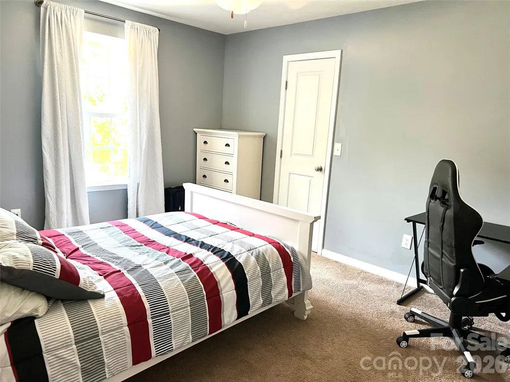 1106 Brookdale Lane Stanley, NC 28164