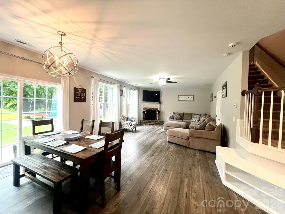 1106 Brookdale Lane Stanley, NC 28164