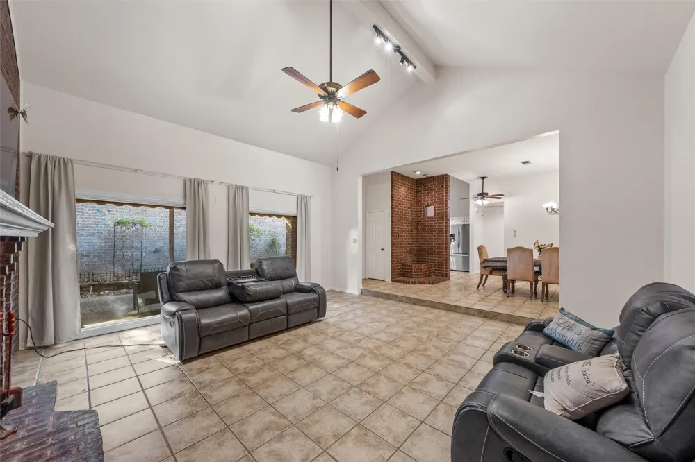 2723 Canyon Oaks Court Temple, TX 76502