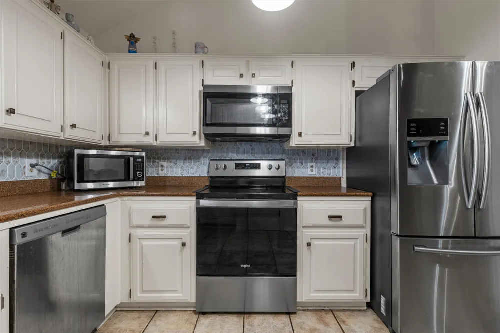 2723 Canyon Oaks Court Temple, TX 76502