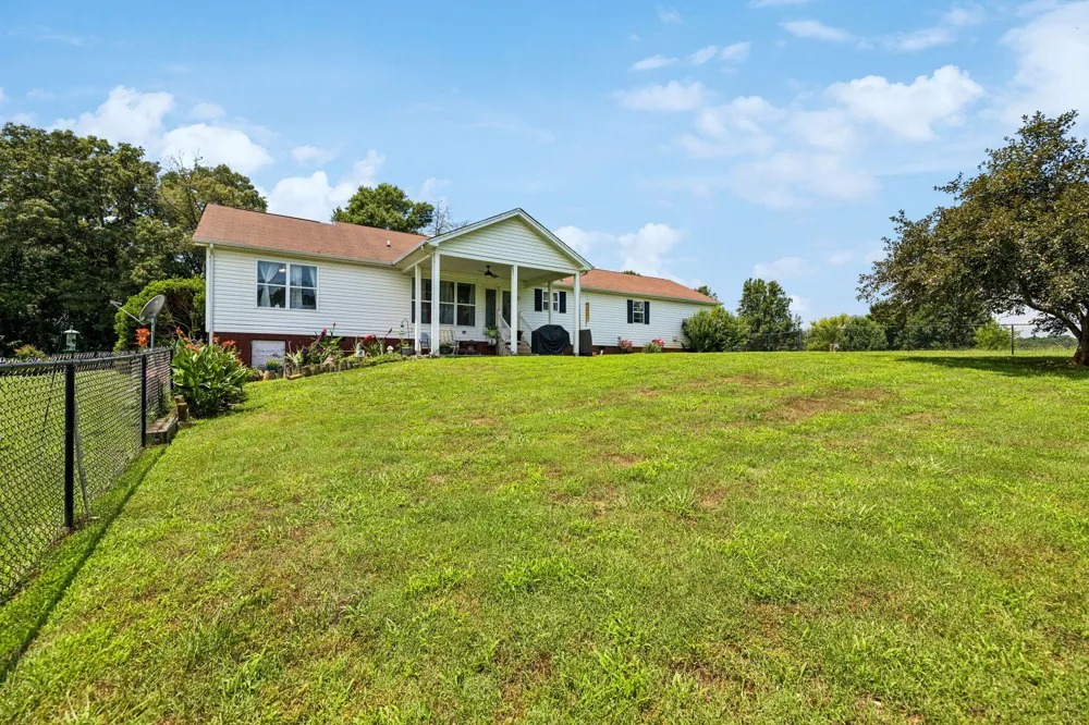 133 Columbus Landing Delano, TN 37325