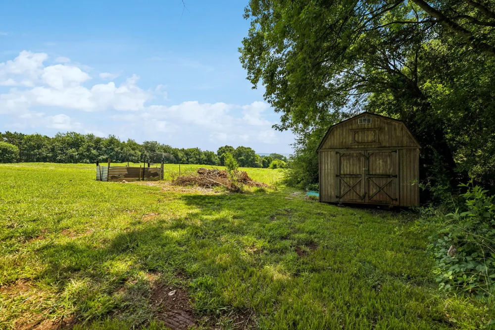 133 Columbus Landing Delano, TN 37325