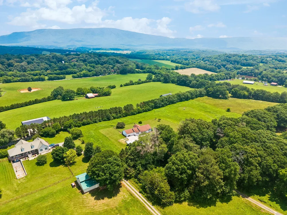 133 Columbus Landing Delano, TN 37325