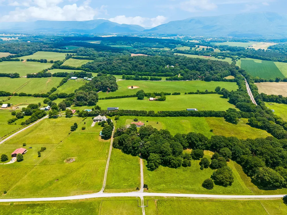 133 Columbus Landing Delano, TN 37325