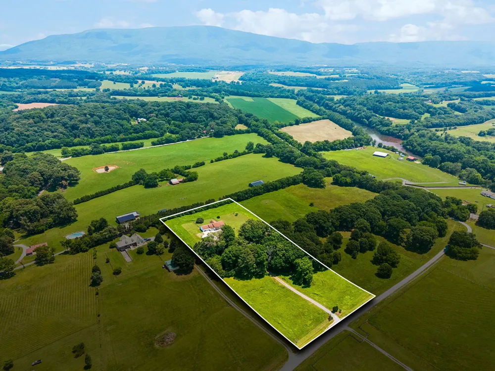 133 Columbus Landing Delano, TN 37325