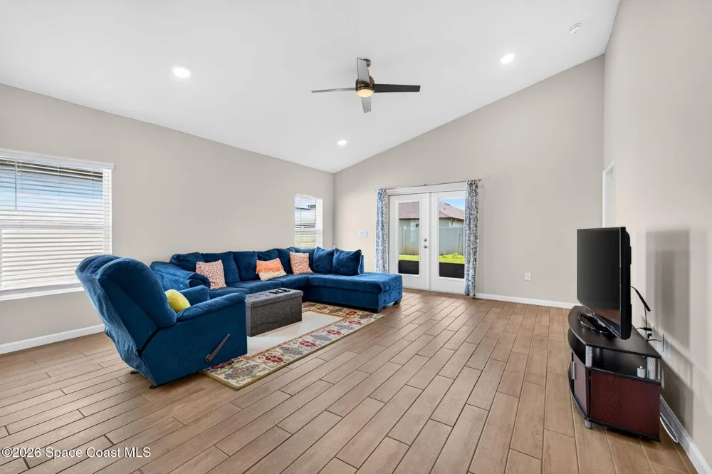 4059 Alligator Flag Circle West Melbourne, FL 32904