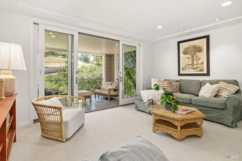 46 Miwok Drive San Anselmo, CA 94960