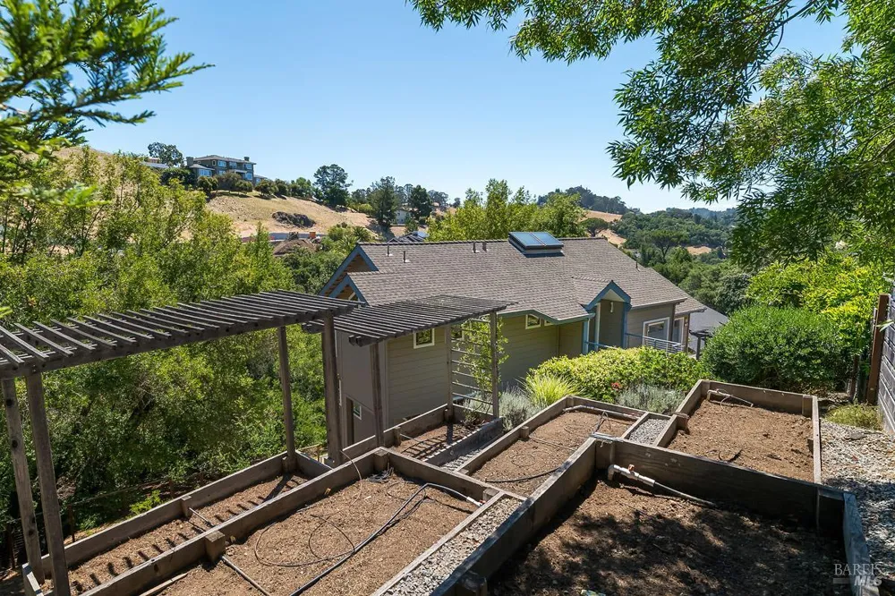 46 Miwok Drive San Anselmo, CA 94960