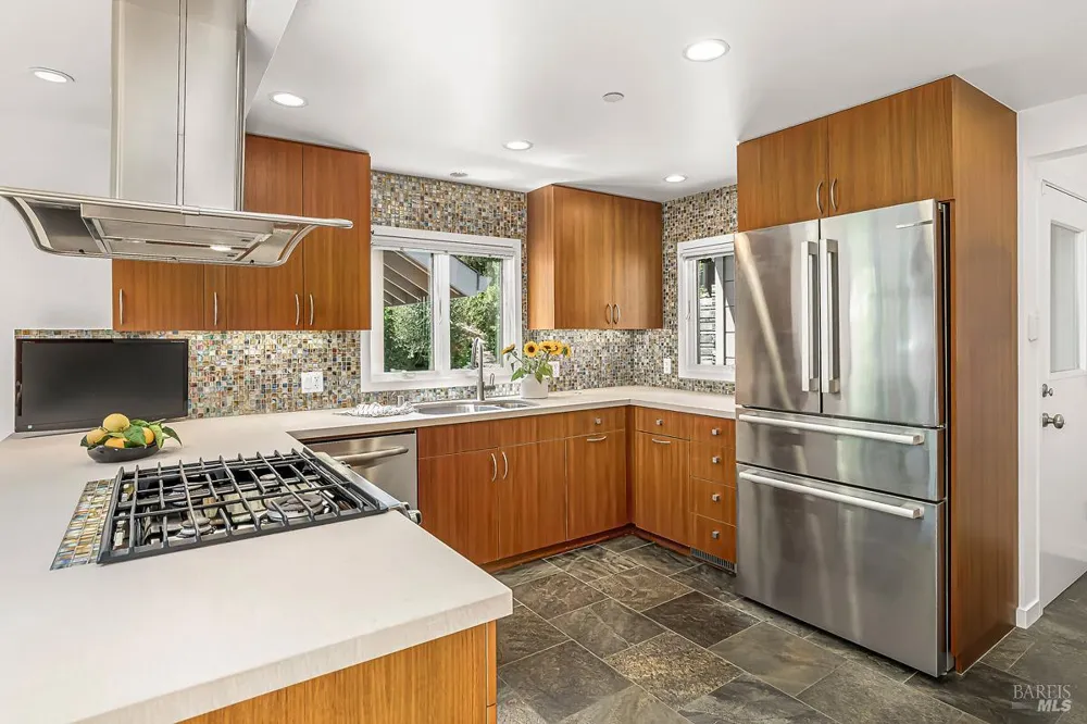46 Miwok Drive San Anselmo, CA 94960