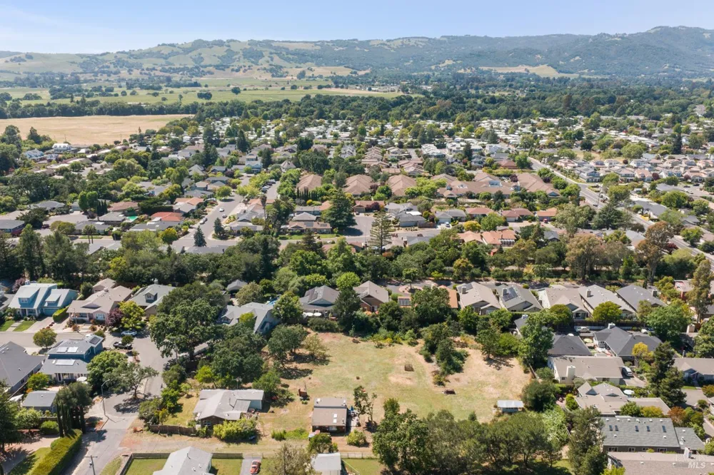 234 Malet Street Sonoma, CA 95476
