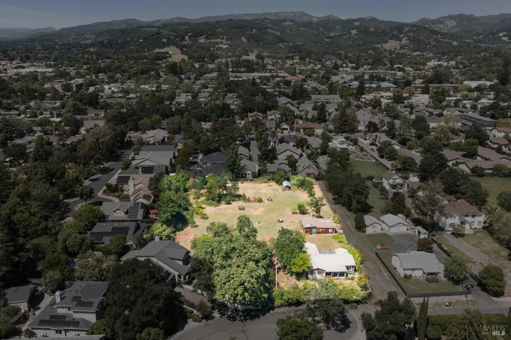 234 Malet Street Sonoma, CA 95476