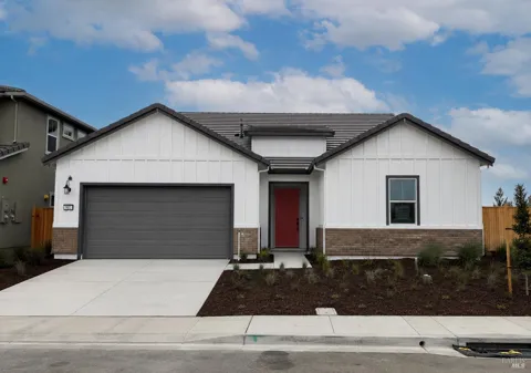 901 Baker Circle