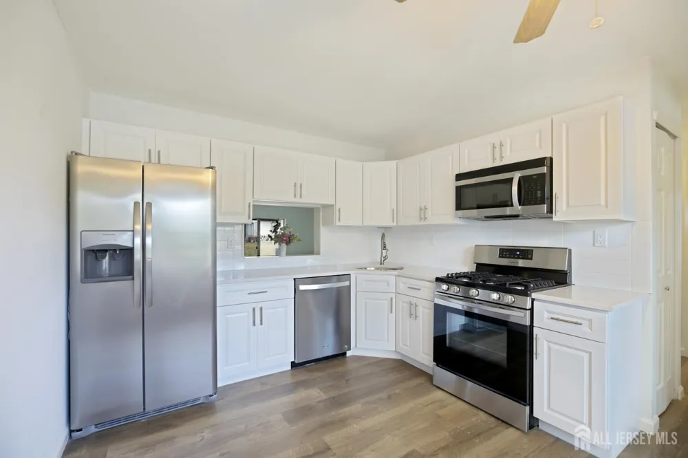 42 E O'Neill Court Lawrence, NJ 08648