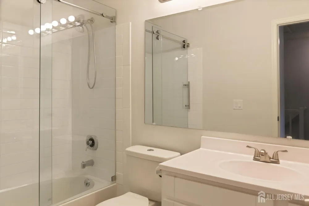 42 E O'Neill Court Lawrence, NJ 08648