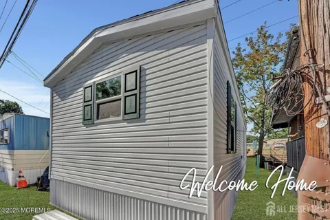 2505 Woodbridge Avenue #19L
