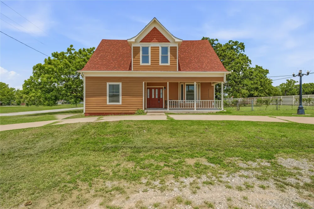 207 Fisher Gorman, TX 76454