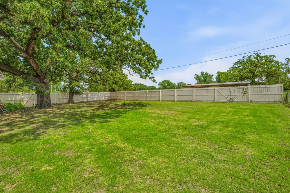 207 Fisher Gorman, TX 76454