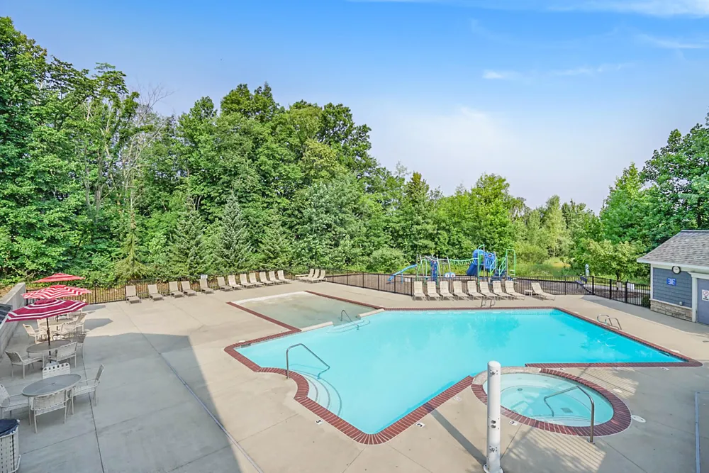 4894 Hidden River Avenue SW #62 Wyoming City, MI 49418