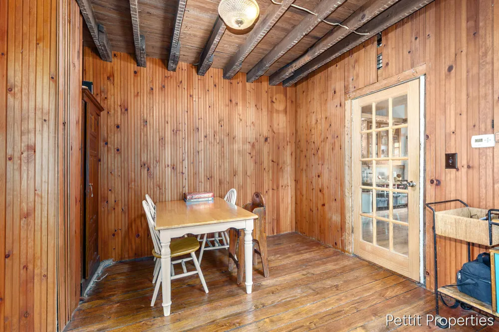 1857 Simonelli Road Laketon Township, MI 49445