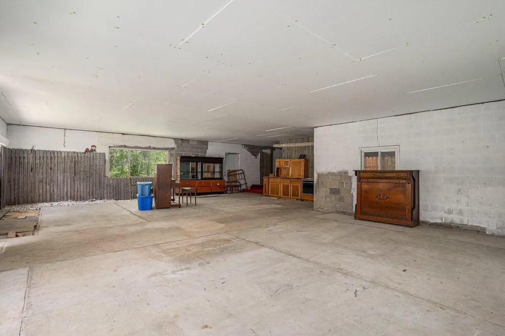 1857 Simonelli Road Laketon Township, MI 49445