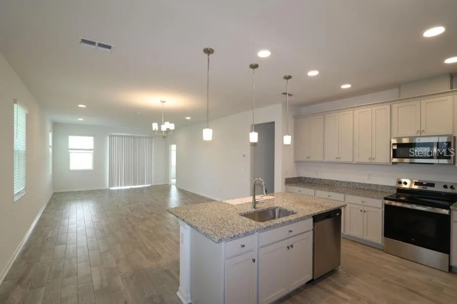 2952 MARINE GRASS DRIVE Wimauma, FL 33598