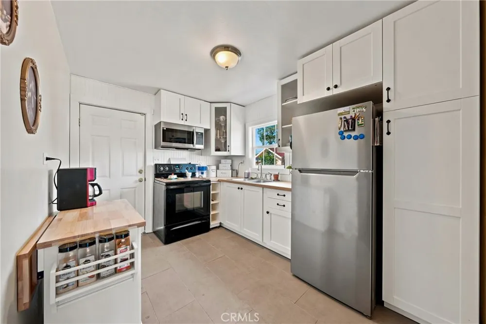 6299 10th Avenue Lucerne, CA 95458