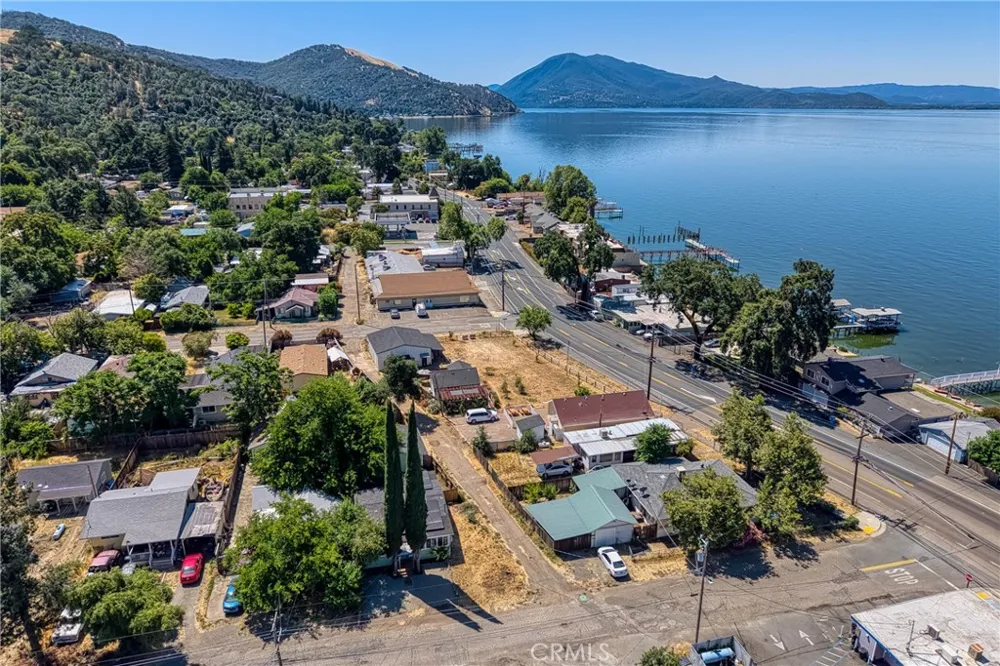 6299 10th Avenue Lucerne, CA 95458
