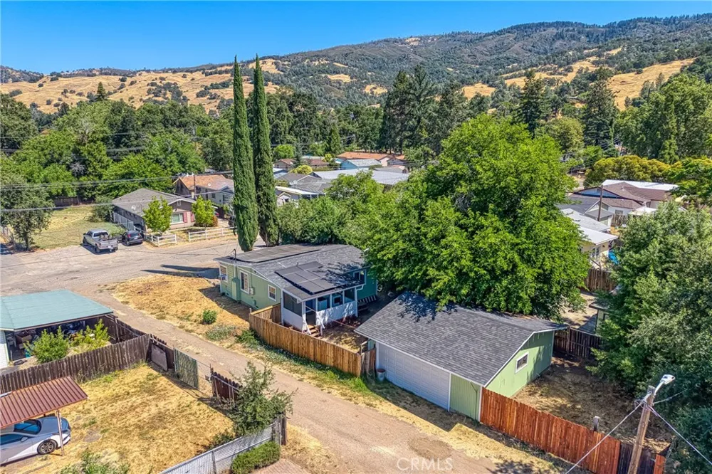 6299 10th Avenue Lucerne, CA 95458