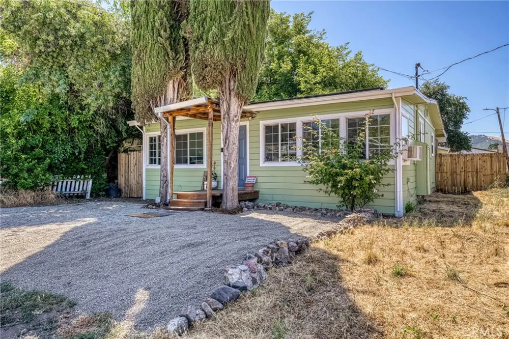 6299 10th Avenue Lucerne, CA 95458