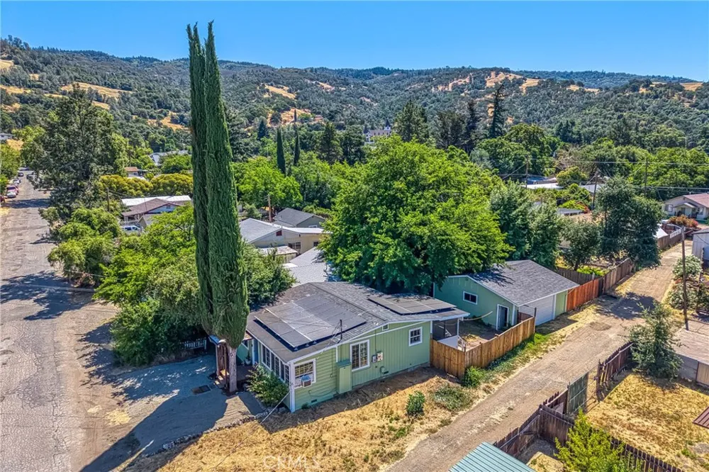 6299 10th Avenue Lucerne, CA 95458