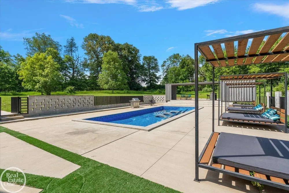 850 Frick Road Addison Township, MI 48367