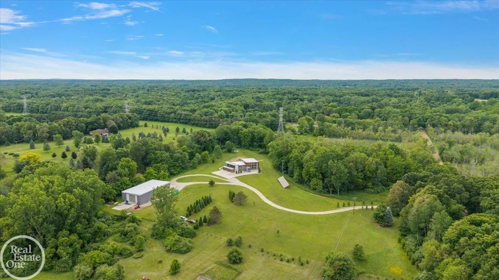 850 Frick Road Addison Township, MI 48367