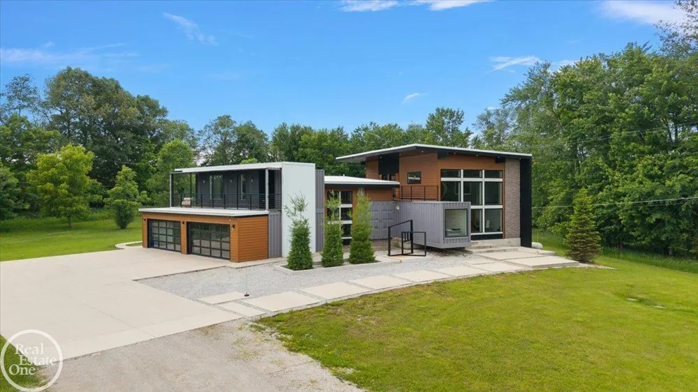 850 Frick Road Addison Township, MI 48367