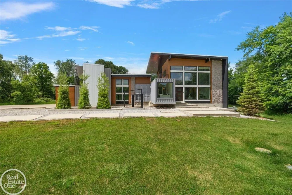 850 Frick Road Addison Township, MI 48367
