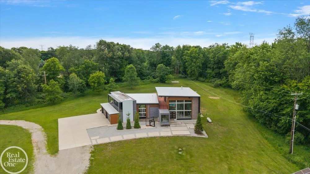 850 Frick Road Addison Township, MI 48367