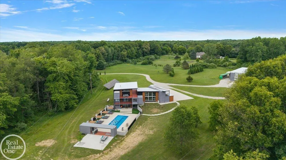 850 Frick Road Addison Township, MI 48367