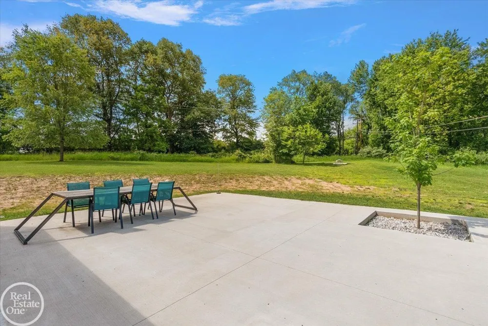 850 Frick Road Addison Township, MI 48367