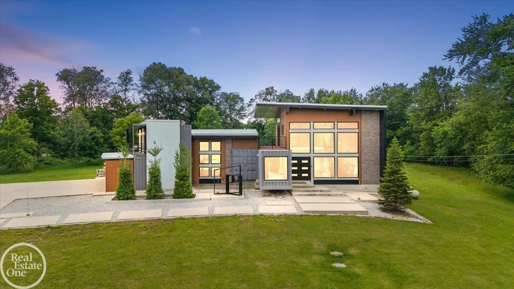 850 Frick Road Addison Township, MI 48367